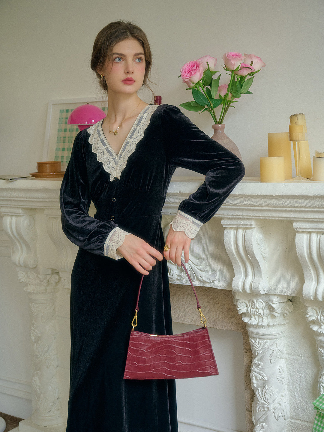 Elegant V-Neck Contrasting Lace Velvet Dress